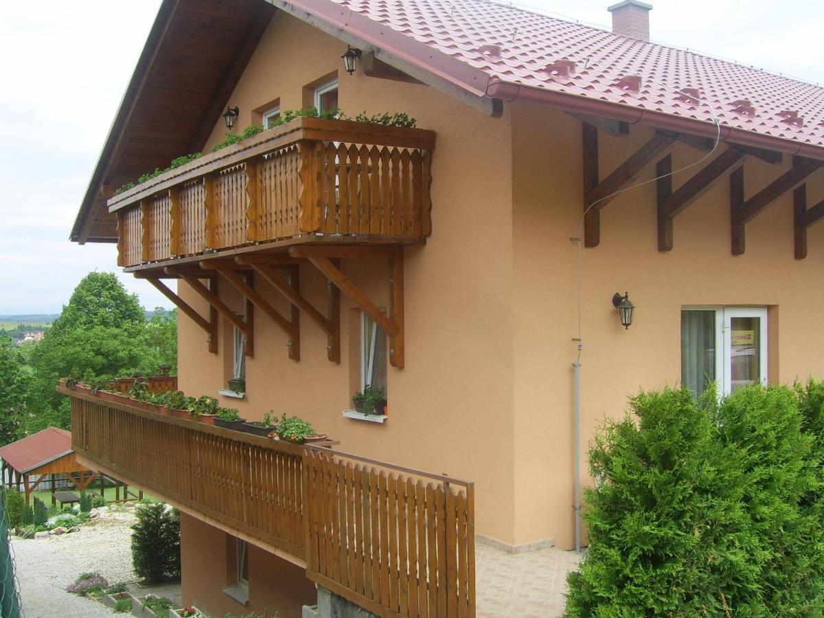 Penzion Zlata Rybka Podhajska Exterior photo